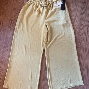 Korye Mustard Wide Leg Pull-On Pants – Women’s Large (NWT)